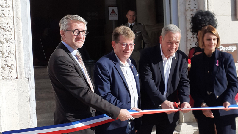 Retour sur l'inauguration de la médiathèque "Le Passage"